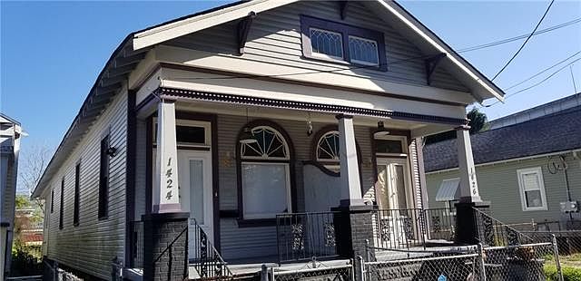 1st image of 1424 Teche St