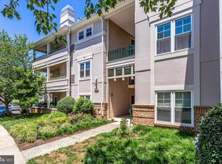 12000 Taliesin Pl APT 14, Reston, VA 20190