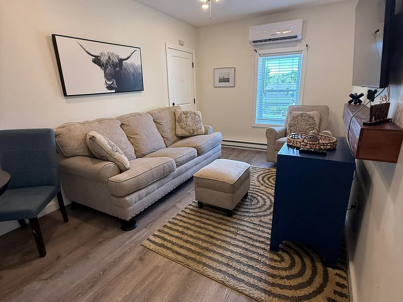 2 bed, 1.0 bath, 1452 sqft, $3,800 — Photo 4