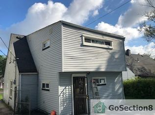 19512 Longbrook Rd, Warrensville Heights, OH