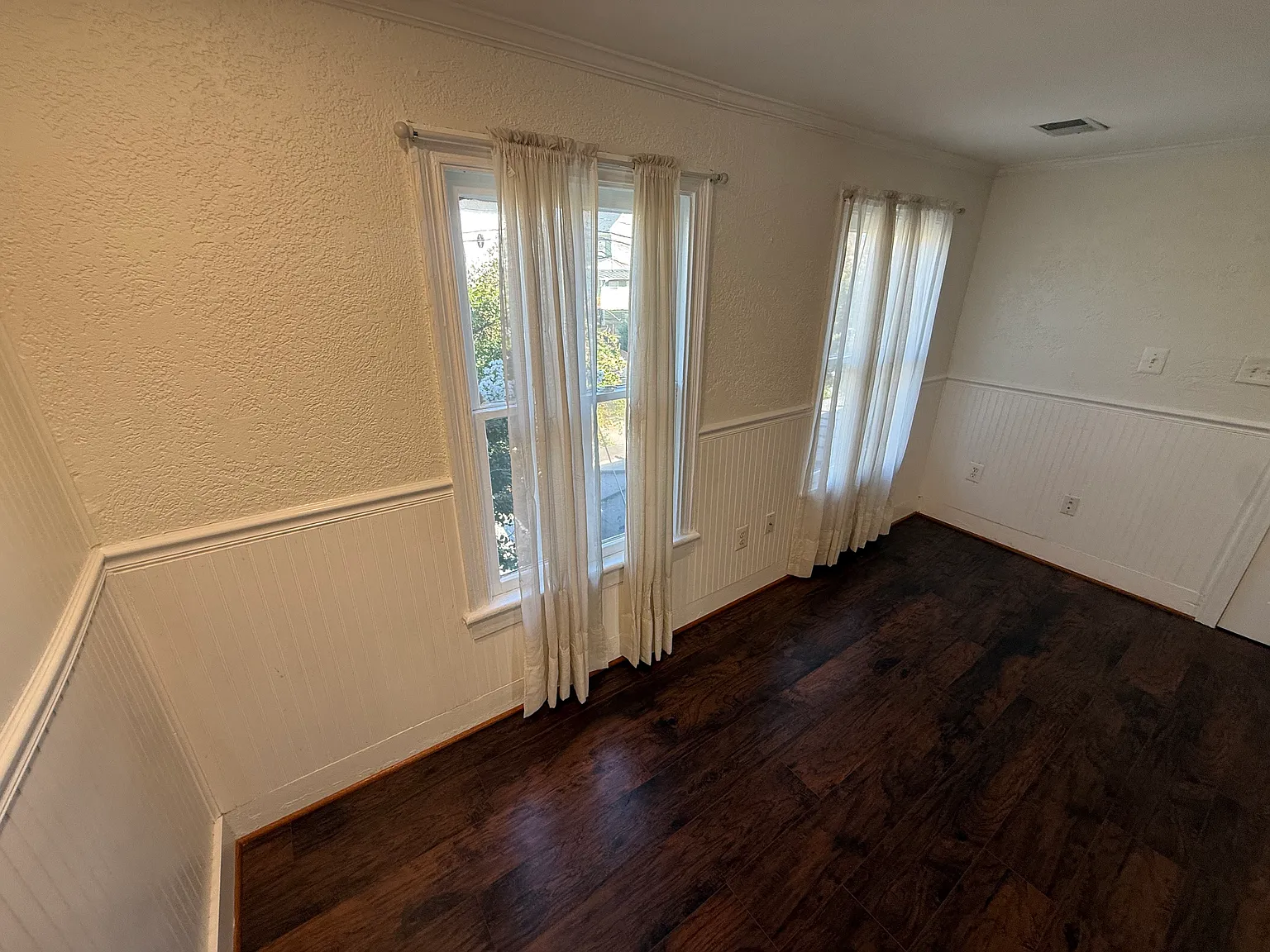 1 bed, 650 sqft, $1,975 — Photo 3