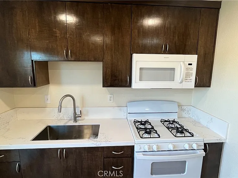 12426 Central Rd — Photo 1