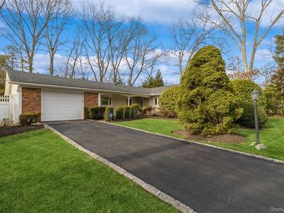 22 Ballad Lane, Stony Brook, NY, 11790