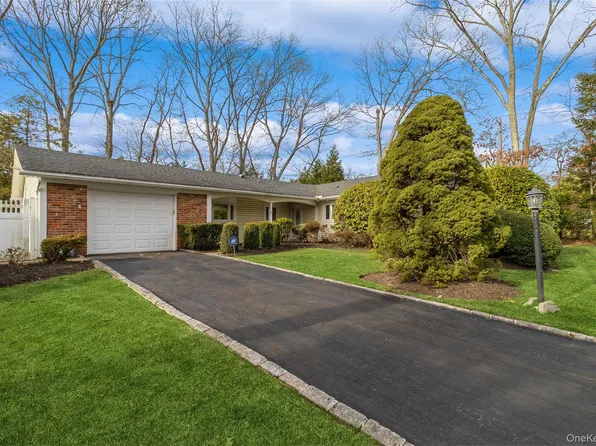 22 Ballad Lane, Stony Brook, NY 11790