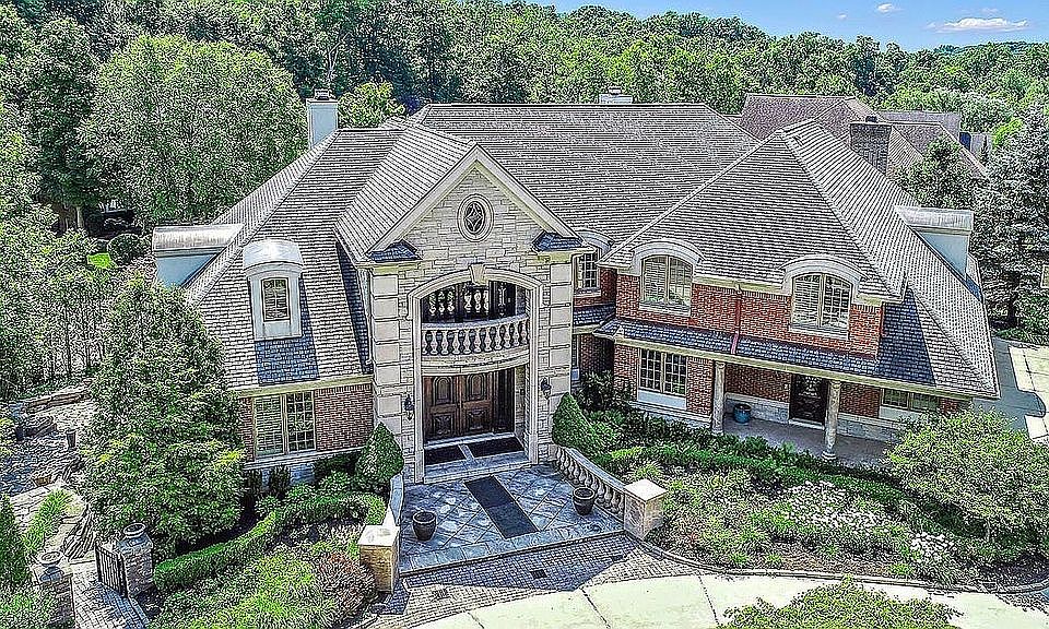 1st image of 26489 Ballantrae Ct