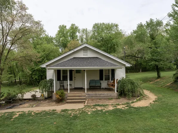 10643 Persimmon Grove Pike, California, KY 41007