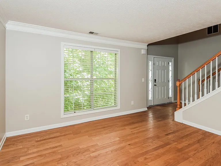 2498 Tolliver Dr — Photo 8