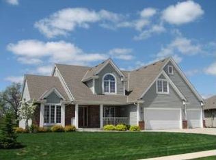 4205 Oakmont Trl, Waukesha, WI