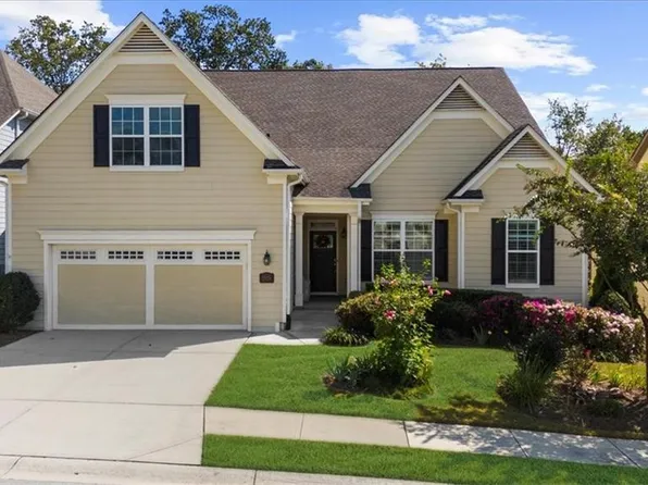 3925 Sweet Magnolia Dr, Gainesville, GA 30504