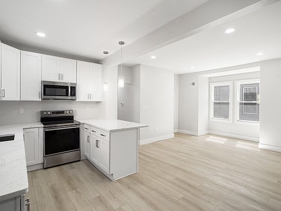 3rd image of 90 N Grove St