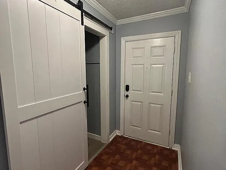 6902 Colony Park Dr — Photo 15