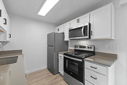 CEDAR MILL VILLAGE APARTMENTS Photo 1