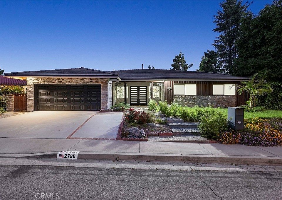 1st image of 2720 Timberlake Dr