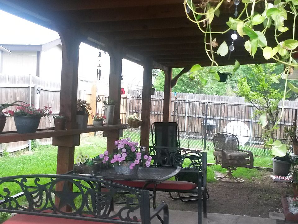 2nd image of 3705 Waxwing Cir S