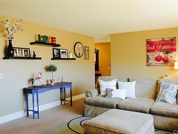5th image of 35570 Panorama Dr