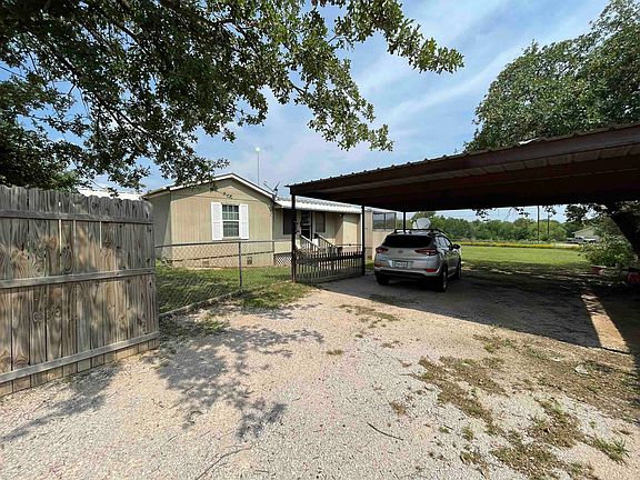 2nd image of 610 Breezy Lane