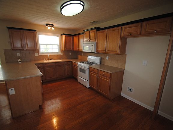 4th image of 501 Waterstone Dr