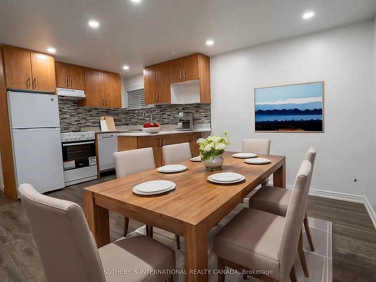 227 Beverley St #0 — Photo 11