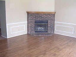 2nd image of 1709 Oxford Dr