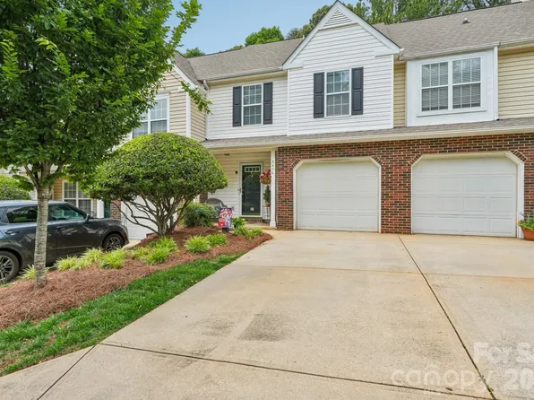 8406 Southgate Commons Dr, Charlotte, NC 28277