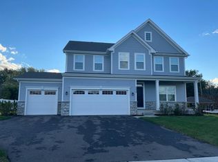 2032 Squire Cir, Yorkville, IL 60560