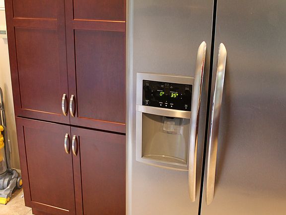 3rd image of 1556 Sherwood Dr