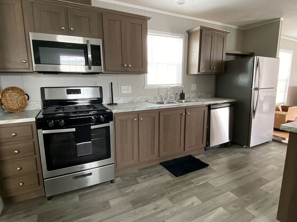 1st image of 5231 Rhine Dr #61