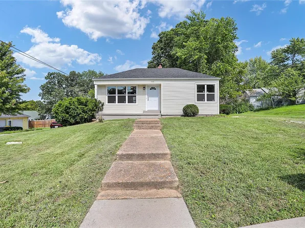 930 S Main St, Saint Clair, MO 63077