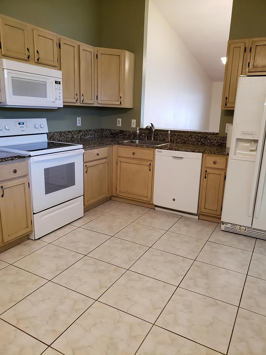 Building Photo - 4055 Bonnie Dr