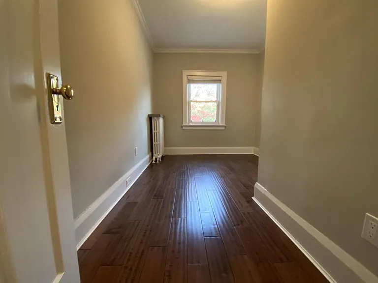 22 Lorindale Ave — Photo 18