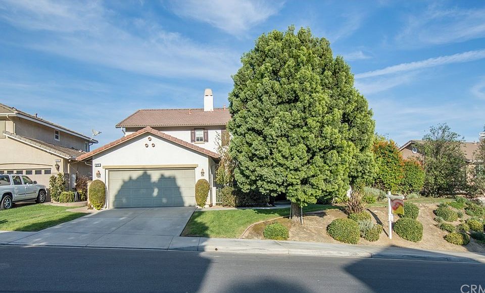 1st image of 16727 Sagebrush St