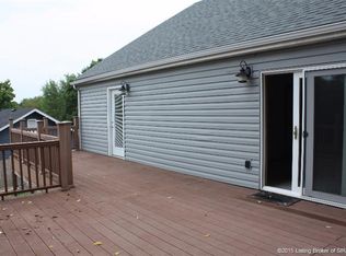 1107 Carriage Ln, New Albany, IN 47150