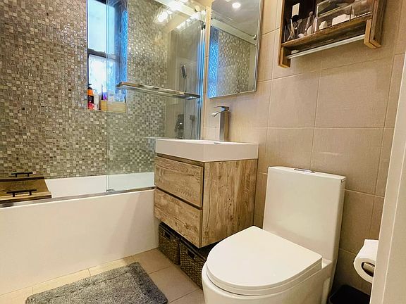 4th image of 6740 Yellowstone Blvd APT 5I