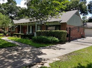 10163 Hanka Dr, Houston, TX 77043