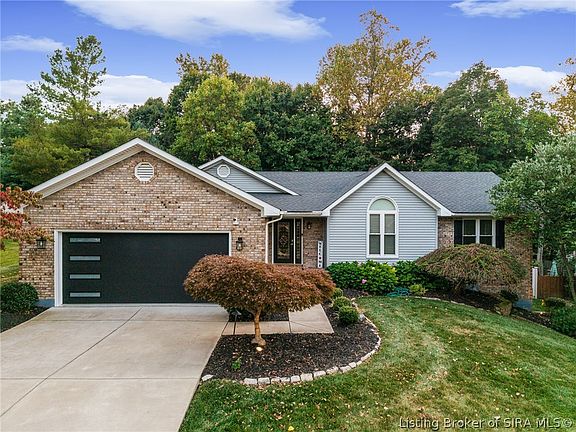 2nd image of 4605 Shadyview Drive