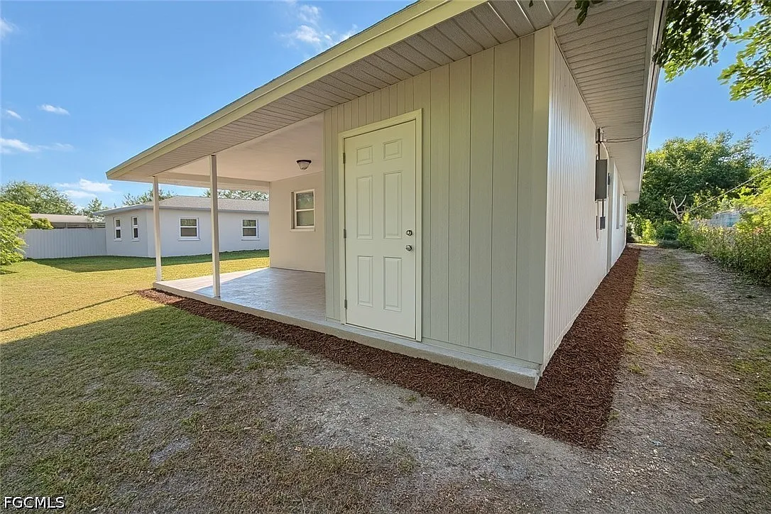 2 bed, 1.0 bath, 780 sqft, $1,095 — Photo 3