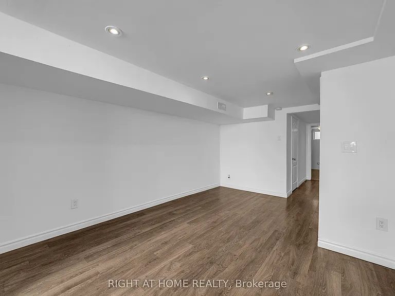 303 Blue Grass Blvd — Photo 15