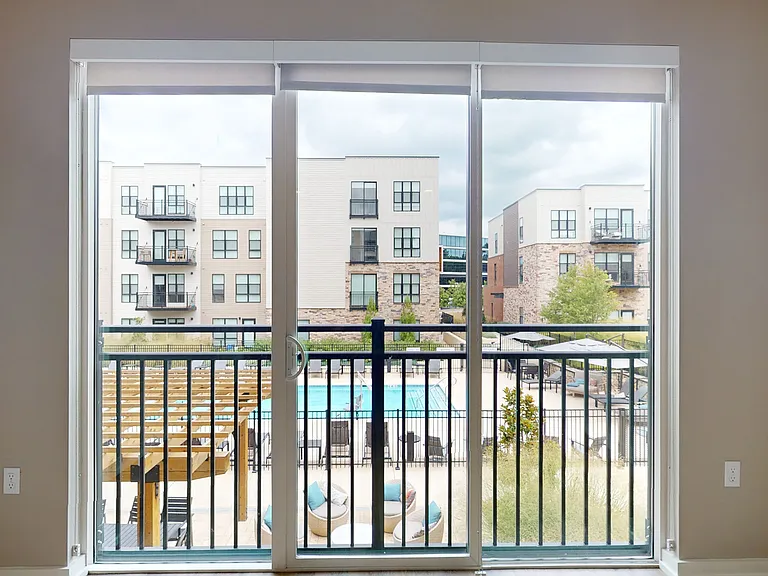 The George Apartments — Photo 95