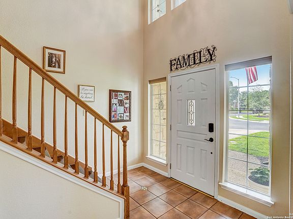 4th image of 13519 BLUFFTON PARK