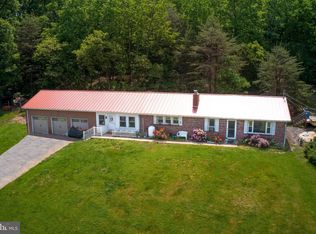 381 Rohlers Church Rd, Dover, PA 17315