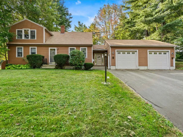 5 Crestwood Drive, Westbrook, ME 04092