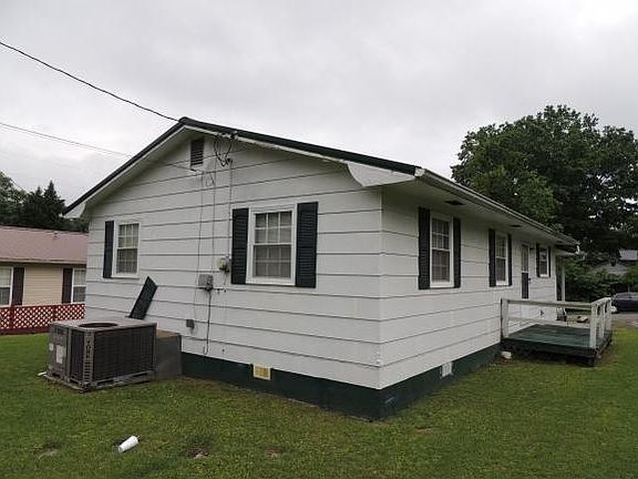 5th image of 503 Phillips St