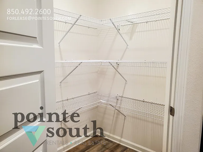7332 Lakeside Oak Ct — Photo 10