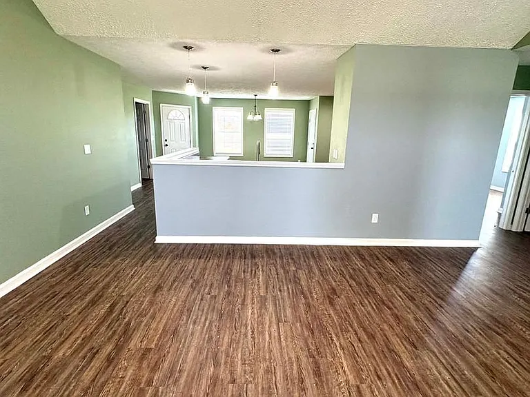 5894 Stovall Rd — Photo 3