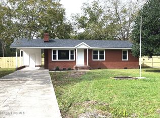 175 Kellumtown Rd, Hubert, NC 28539