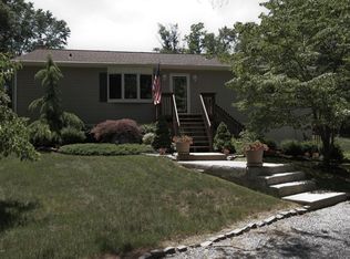 32 Moorehouse Rd, New Egypt, NJ 08533