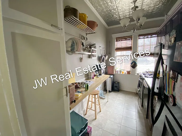 70 Strathmore Rd #B — Photo 1