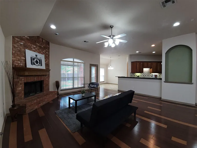 10028 Lisi Anne Dr — Photo 11