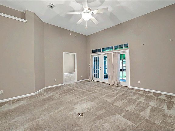 5th image of 1512 Harbor Club Dr