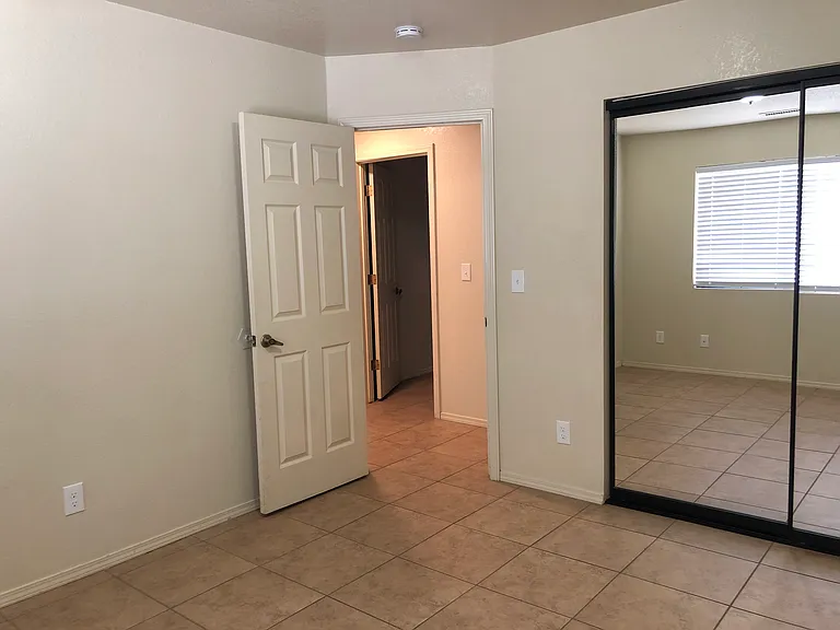 Secondary bedroom